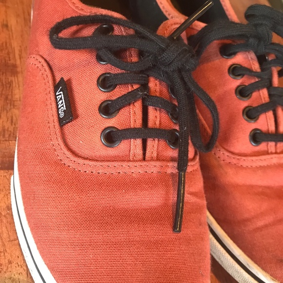 Vans Shoes - Slightly used low pro Vans 7.5